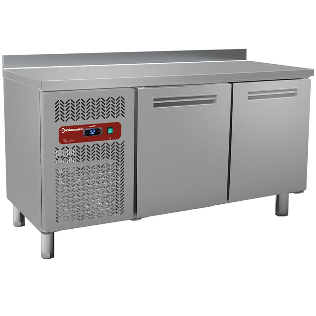 Table réfrigérante, ventilée, 2 portes (245 Lit.)