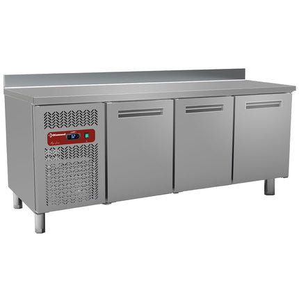 Cooling table, ventilated, 3 doors (395 Lit.)