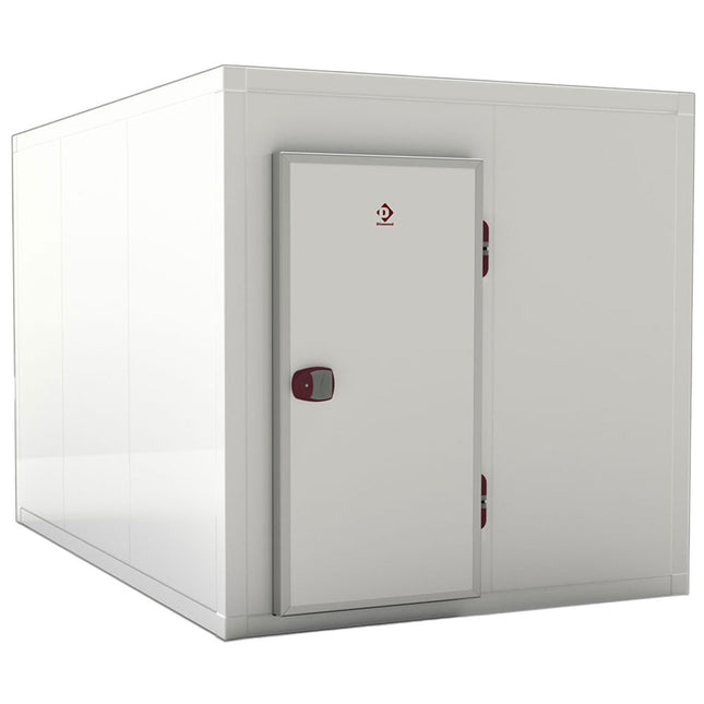 Combi cold room ISO 100, int. dim. 2230 x 3230 & 2230 x 1830 xh 2230 mm (16,06 + 9,1 m³)
