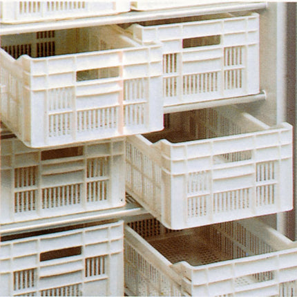 Kit composé de 6 plateaux en polyéthylène 500x300xh175 mm