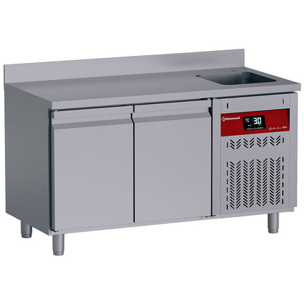 Table réfrigérée murale ventilée, 2 portes GN 1/1, 260 Lit. avec évier