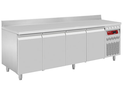 Väggmonterat ventilerat kylbord, 4 Dörrar GN 1/1, 550 liter