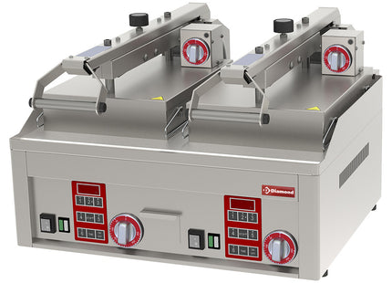 Smooth, chrome Clam Grill, 4x 230/1V