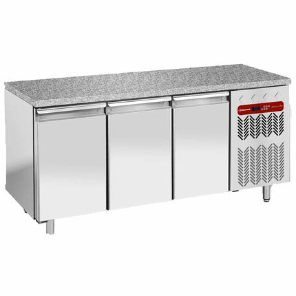 Frysebord, ventilert, 3 dører EN 600x400 - Granittplate