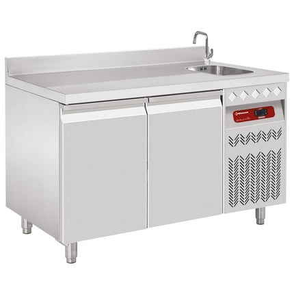 Ventilated "mural" cooling table, 2 doors GN 1/1, 260 Lit. with sink