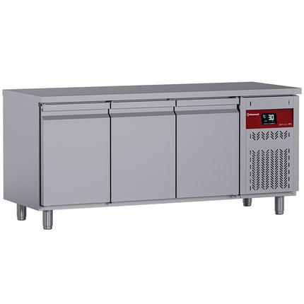 Wall-mounted ventilated refrigerated table, 3 doors GN 1/1, 405 liters