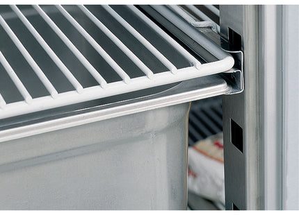 Ventilated cooling table, 2 doors GN 1/1, 260 Lit. with refrigerated structure