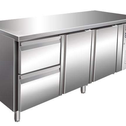 SARO Cooling table with 2 doors and 1x 2 drawer set,
model KYLJA 3110 TN