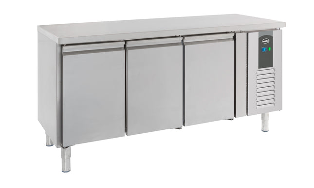 600 REFRIGERATED COUNTER 3 DOORS