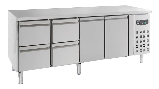 700 REFRIGERATED COUNTER 2 DOORS AND 4 DRAWERS